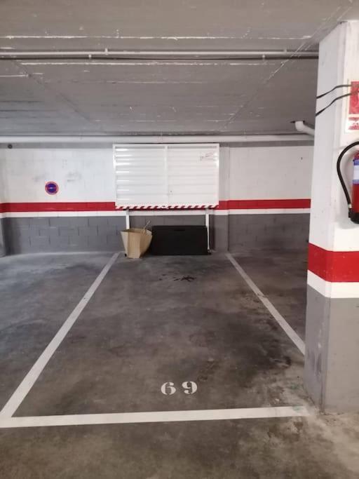 Apartamento En Primera Linea De Mar Rosas Exterior foto
